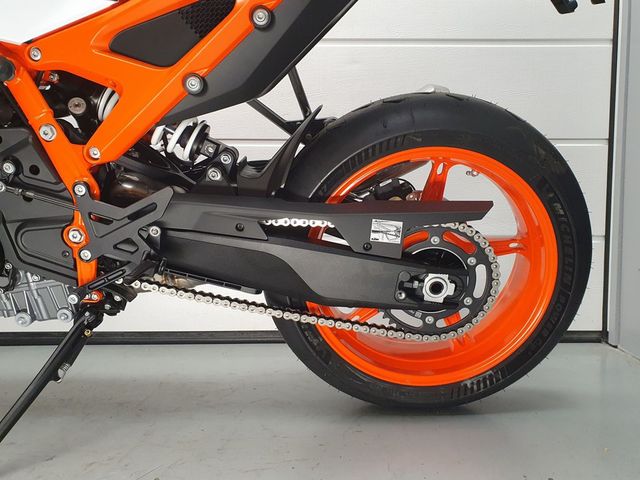 ktm - 990-duke-r