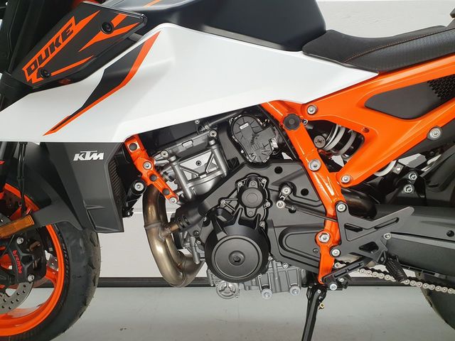 ktm - 990-duke-r