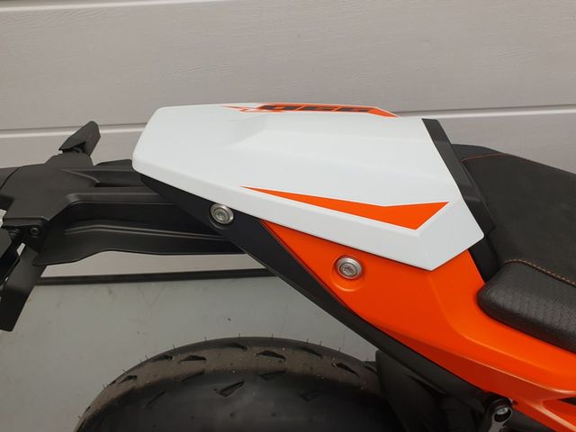 ktm - 990-duke-r