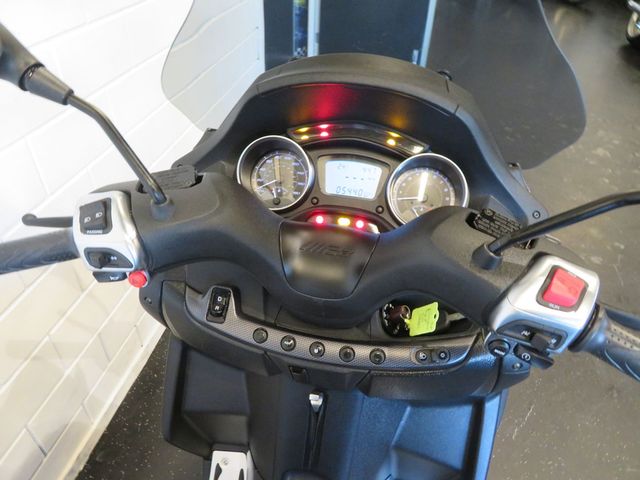 piaggio - mp3-500-lt