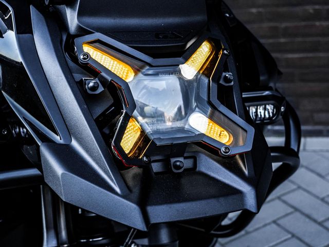 bmw - r-1300-gs-adventure