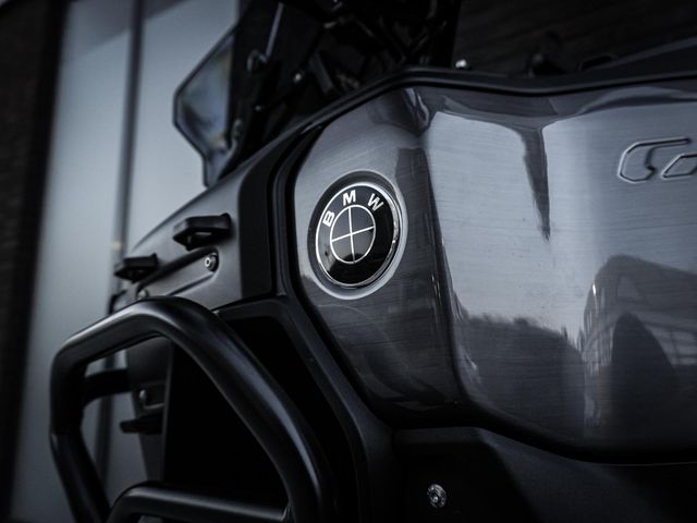 bmw - r-1300-gs-adventure