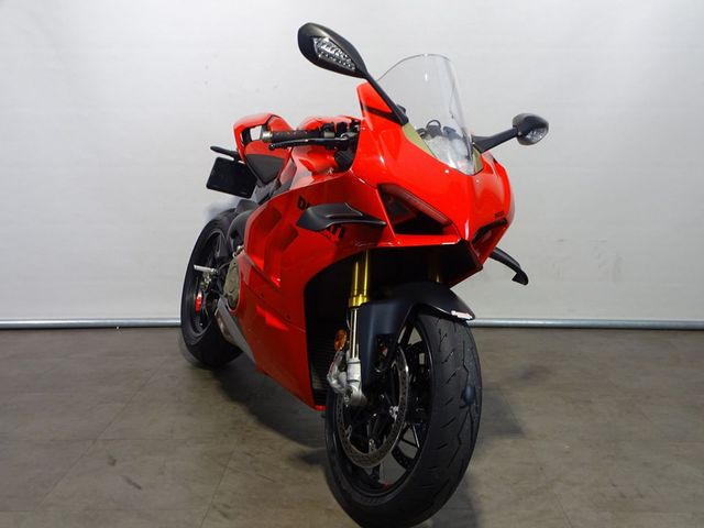 ducati - panigale-v4-s