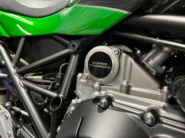 kawasaki - ninja-h2-sx
