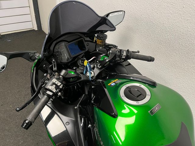 kawasaki - ninja-h2-sx