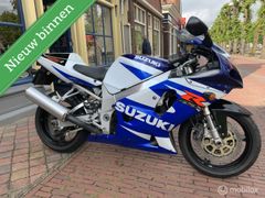 SUZUKI GSX-R 750