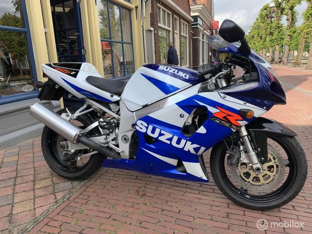 suzuki - gsx-r-750