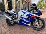 SUZUKI GSX-R 750