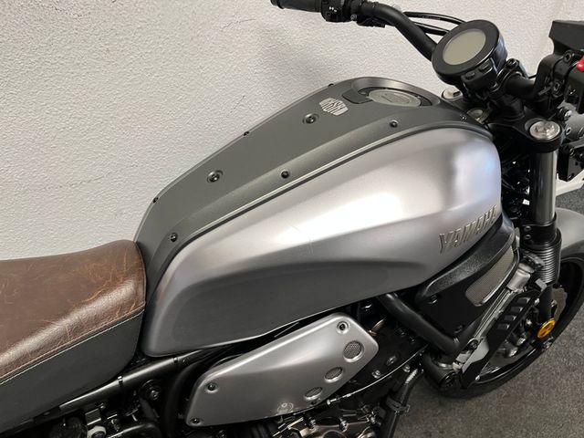 yamaha - xsr-700