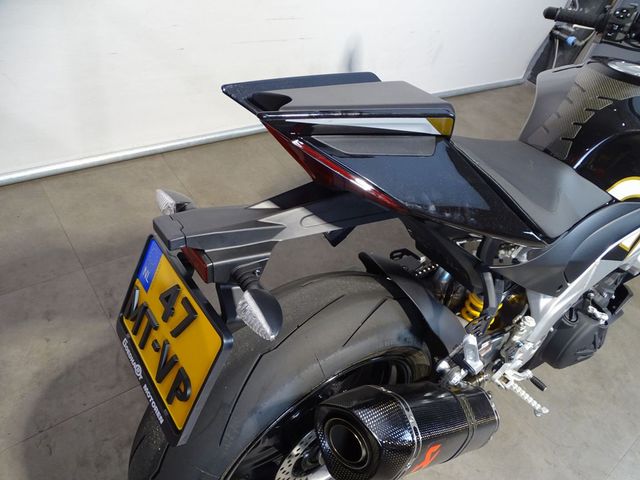 aprilia - tuono--v4-1100-factory