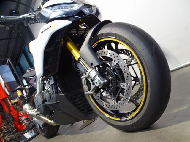 aprilia - tuono--v4-1100-factory