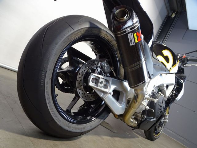 aprilia - tuono--v4-1100-factory