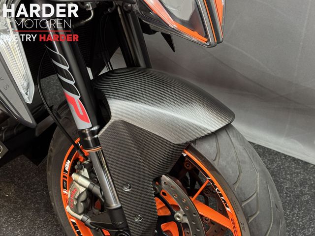 ktm - 1290-super-duke-gt