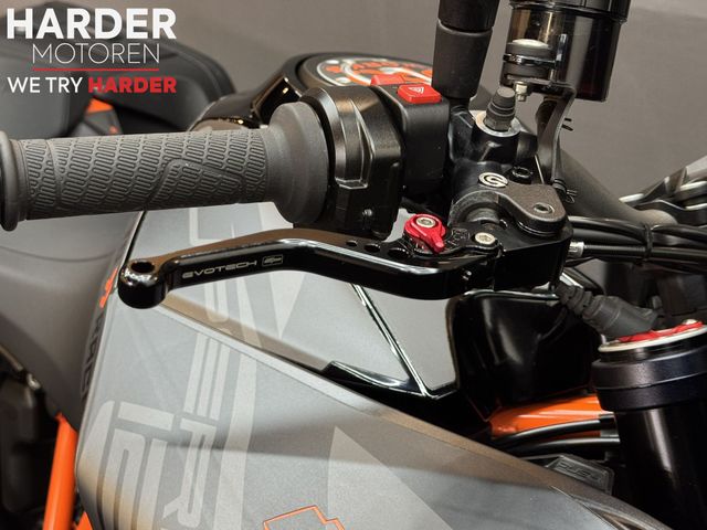 ktm - 1290-super-duke-gt