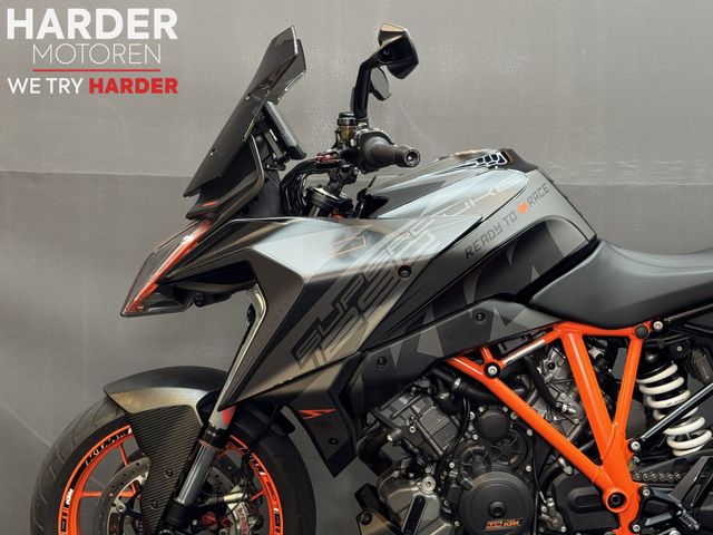 ktm - 1290-super-duke-gt