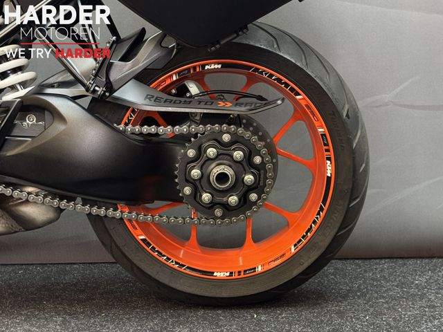 ktm - 1290-super-duke-gt