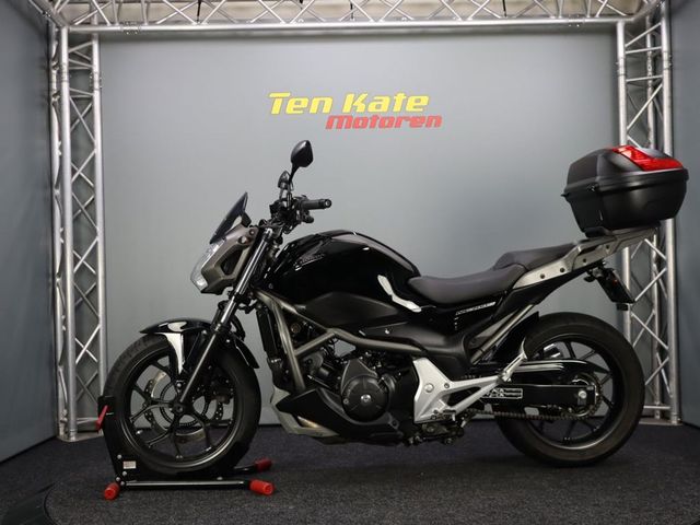 honda - nc-700-s-dct