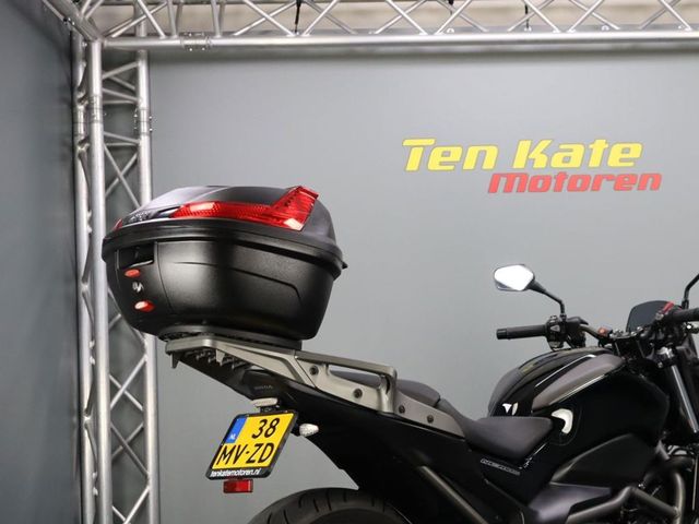 honda - nc-700-s-dct