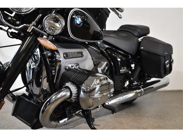 bmw - r-18-classic