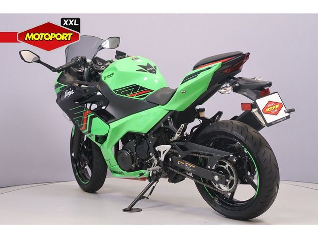 kawasaki - ninja-400