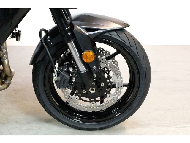 kawasaki - versys-650-grand-tourer