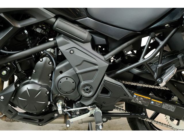 kawasaki - versys-650-grand-tourer