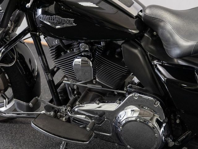 harley-davidson - electra-glide-flh