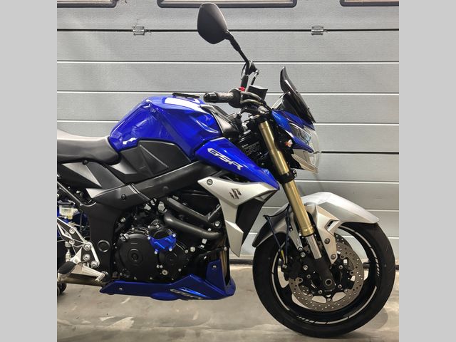 suzuki - gsr-750-a