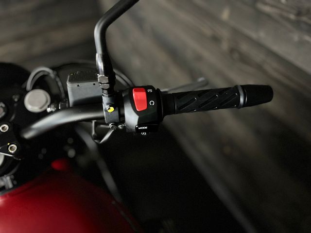 moto-guzzi - v-7-stone-850