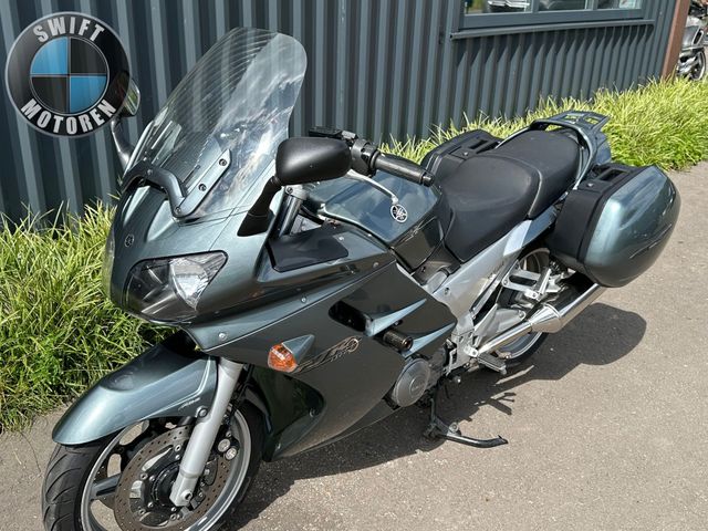 yamaha - fjr-1300