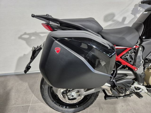 ducati - multistrada-v4-s-grand-tour