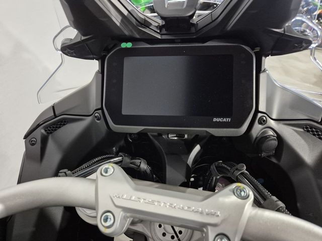 ducati - multistrada-v4-s