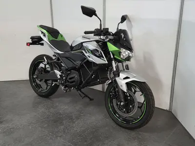 KAWASAKI Z E-1 – foto 3