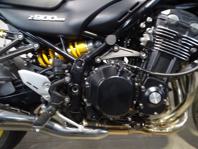 kawasaki - z900rs-se