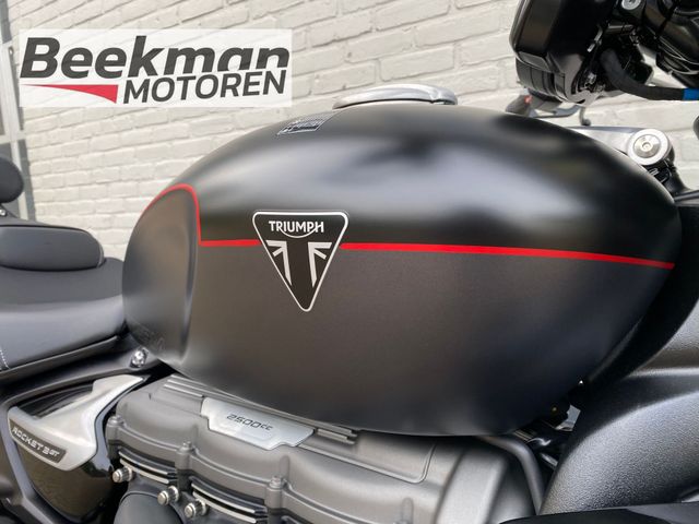 triumph - rocket-3-storm-gt