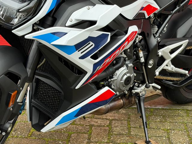 bmw - m-1000-r