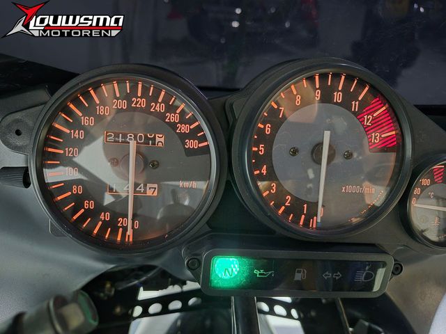 yamaha - yzf-1000-r-thunderace