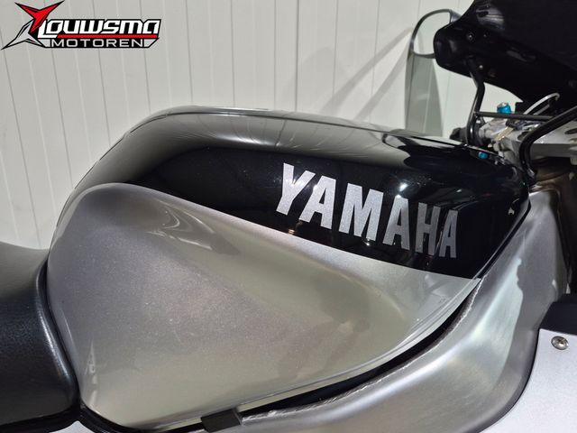 yamaha - yzf-1000-r-thunderace