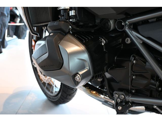 bmw - r-1250-gs-triple-black