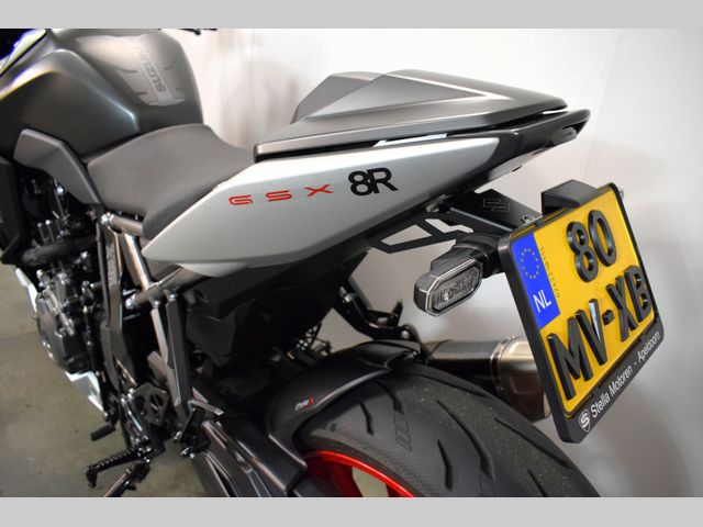 suzuki - gsx-8r