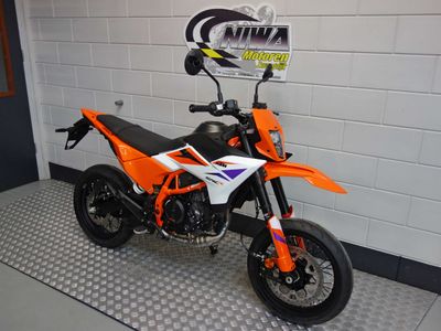 KTM 390 SMC R – foto 3