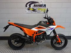 KTM 390 SMC R 2026 nieuw – foto 1 van 13