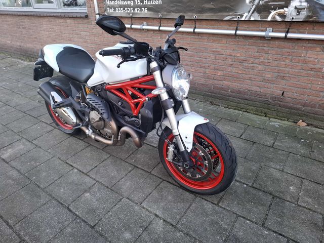 ducati - monster-821