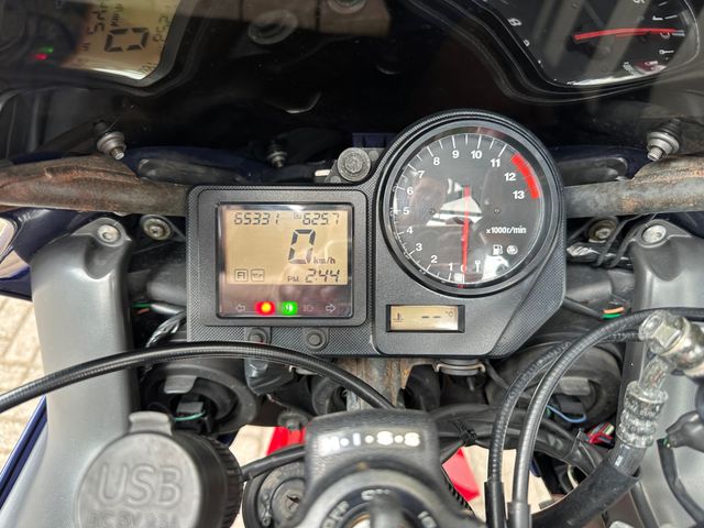 honda - cbr-900-rr-fireblade