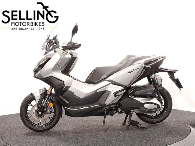 honda - adv-350