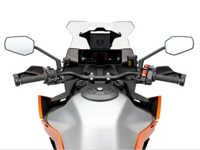 KTM 1390 SUPER DUKE GT – foto 4
