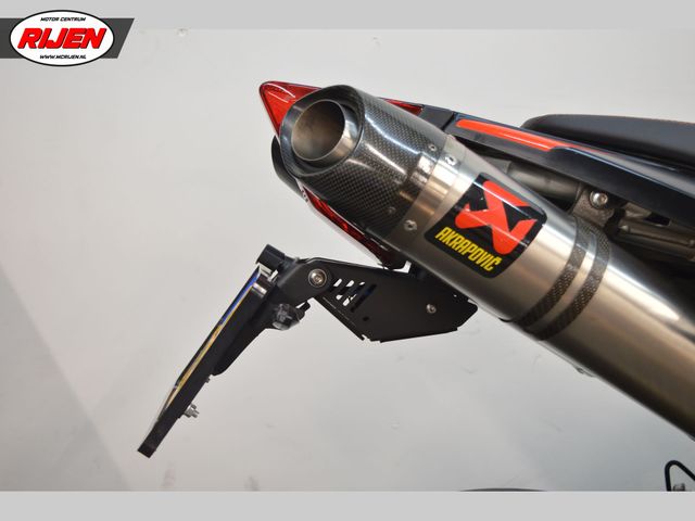 aprilia - dorsoduro-750-factory