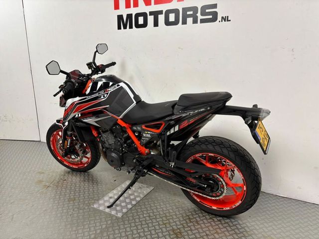 ktm - 890-duke-r