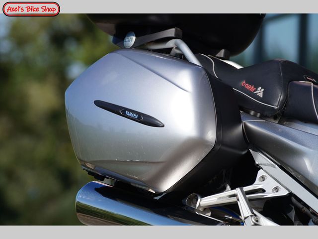 yamaha - fjr-1300