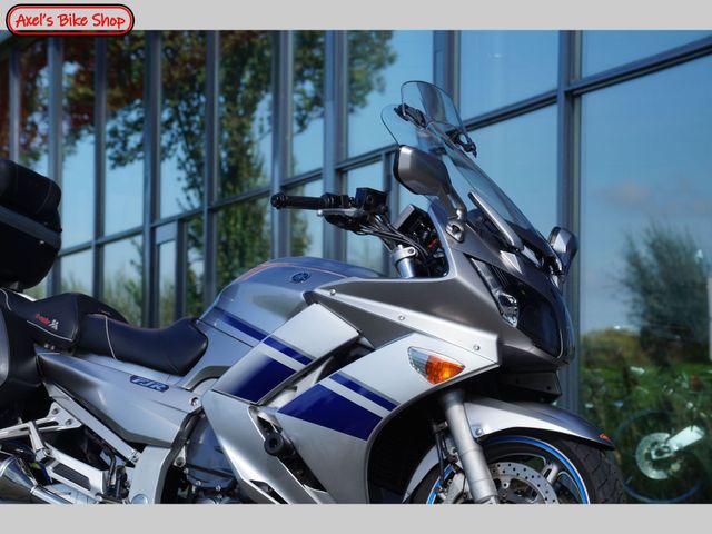 yamaha - fjr-1300